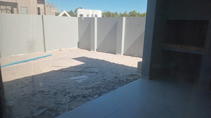 4 Bedroom Property for Sale in Sandown Western Cape